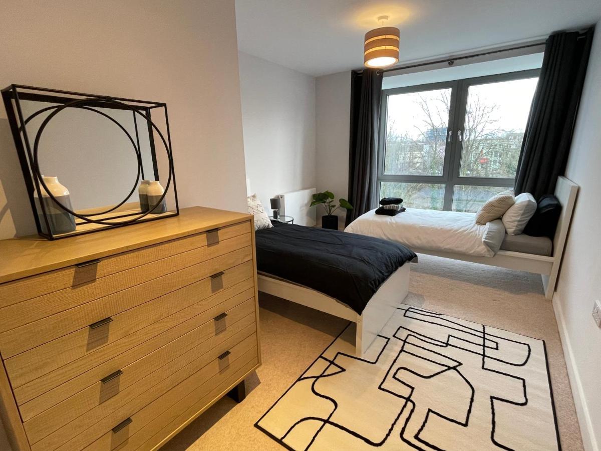 Stunning 2-Bed Apartment In Bristol With Parking Eksteriør billede