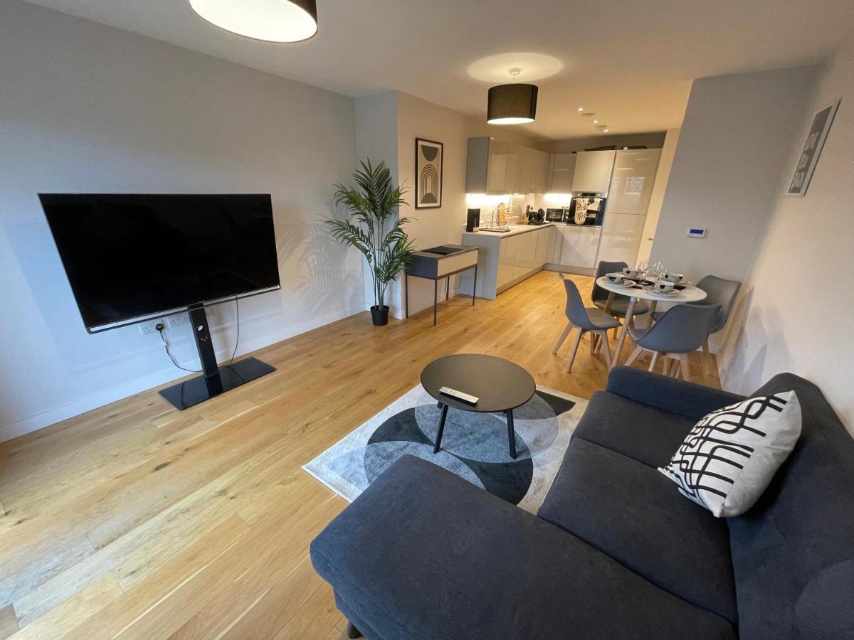Stunning 2-Bed Apartment In Bristol With Parking Eksteriør billede