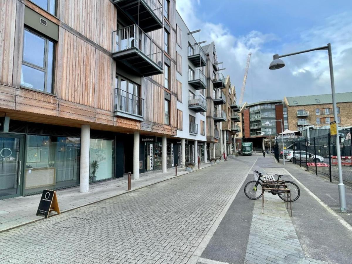 Stunning 2-Bed Apartment In Bristol With Parking Eksteriør billede